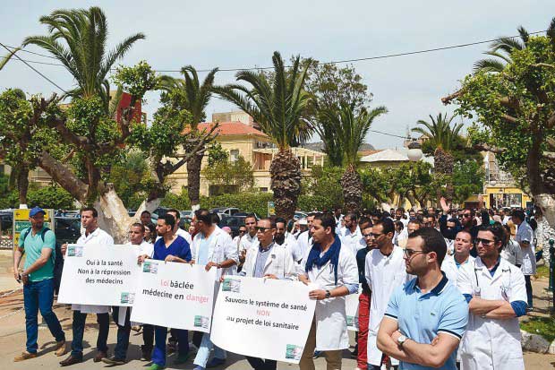 médecins résidents au service civil