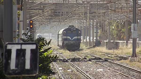 percuté par un train