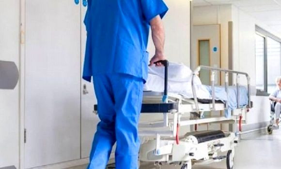 Coronavirus: hausse des décès et baisse des contaminations en Algérie