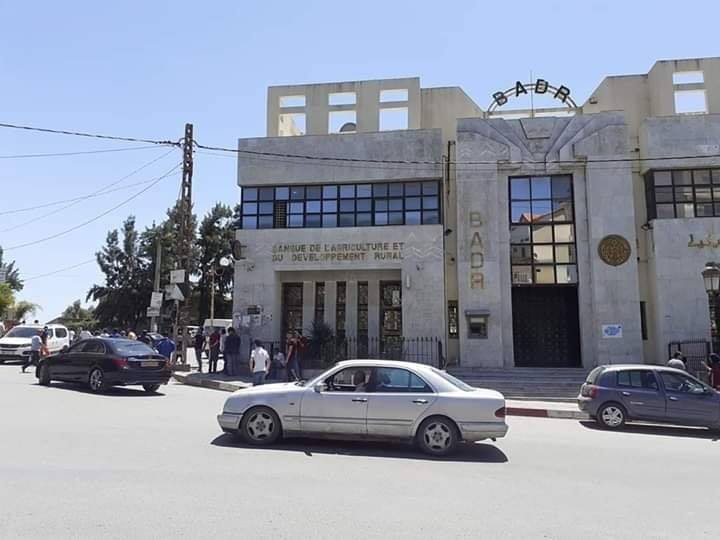 Tentative de braquage de la BADR de Azazga (Tizi-Ouzou) : Les auteurs présentés devant la justice