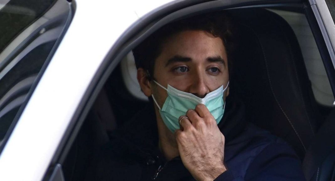 Le port du masque sanitaire n'est plus obligatoire en voiture
