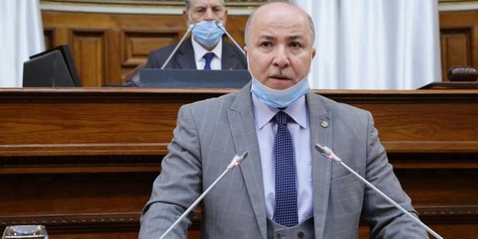 La facture des services importés s'élève à 12 milliards de dollars