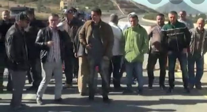 Grève Travailleurs Béjaia : Les travailleurs de la briqueterie de Seddouk sans salaire depuis 17 mois
