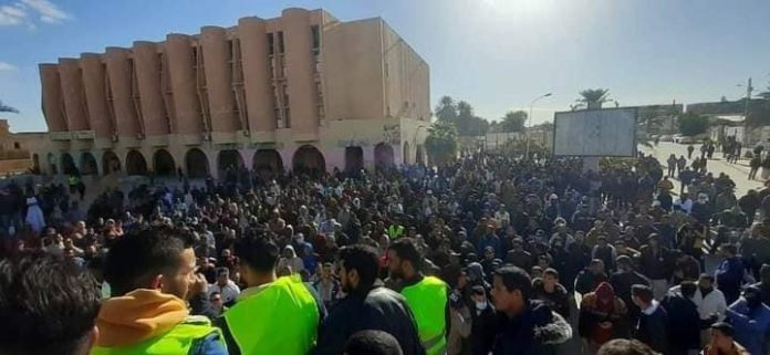 ouargla Ouargla: Les chômeurs protestent contre leur marginalisation