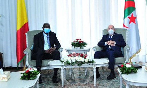 Le Président Tebboune reçoit le chef de l'Etat malien Bah N'Daw