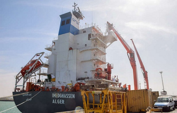 Le premier cargo algérien accoste au port de Nouakchott