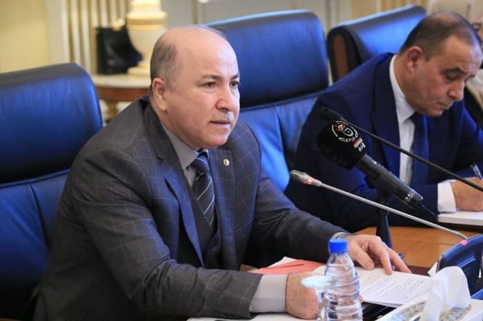 Conseil de la nation: le Premier ministre présente le PLF 2022