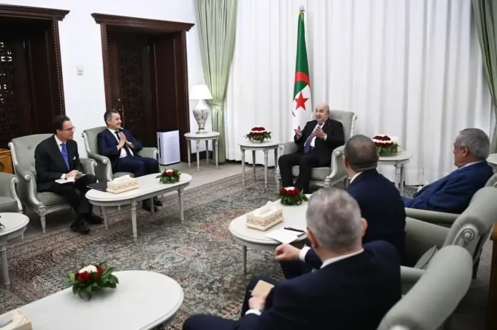 Le président Tebboune reçoit le ministre français Gérald Darmanin