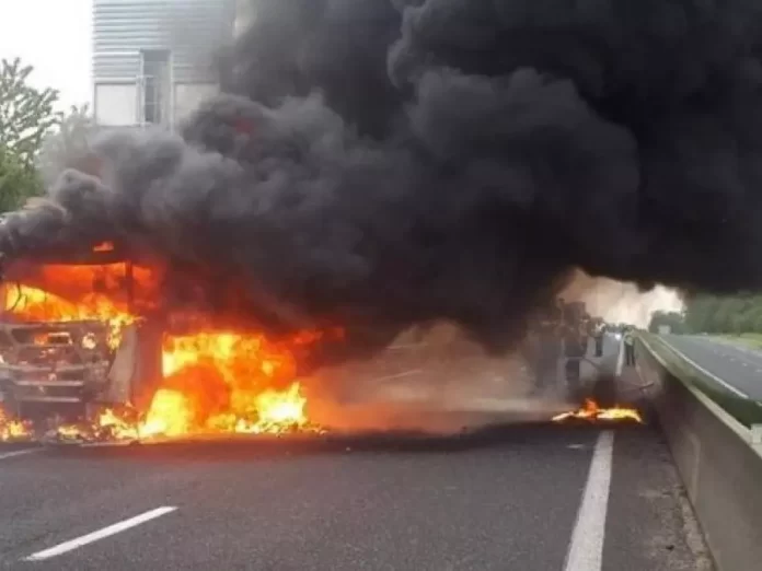 incendie-camion-oran