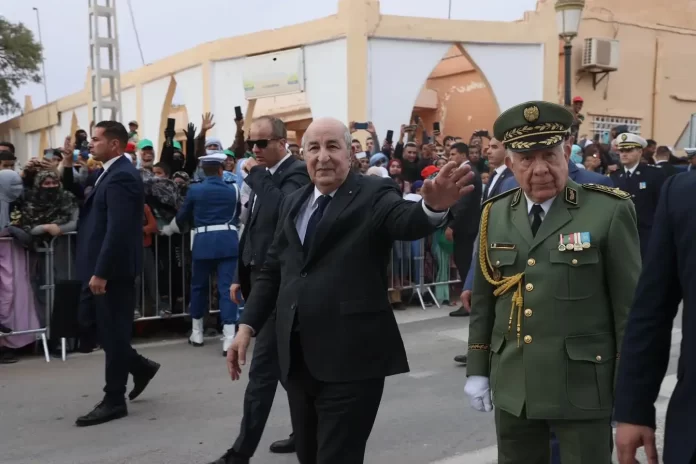 Un accueil populaire chaleureux réservé au président Tebboune dans la wilaya de Tindouf