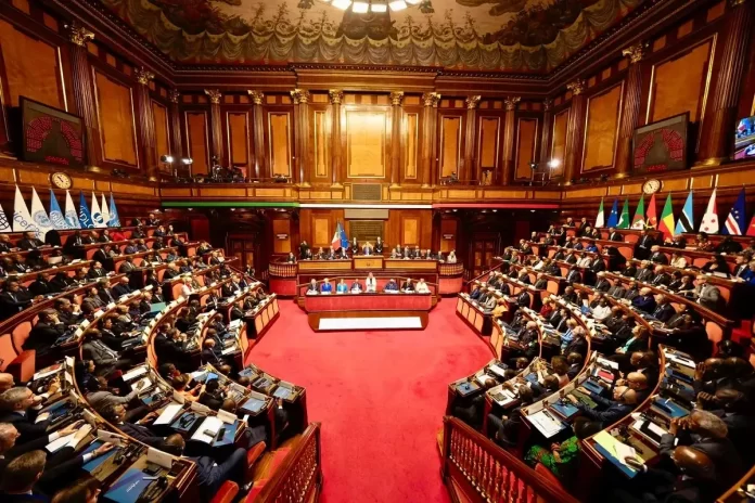 Sommet Italie-Afrique : Attaf plaide pour l'investissement dans le secteur des infrastructures