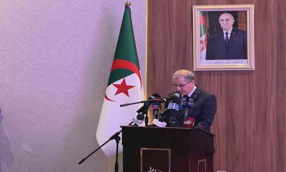 64cee6fcd067544316c3316fb906399b_M