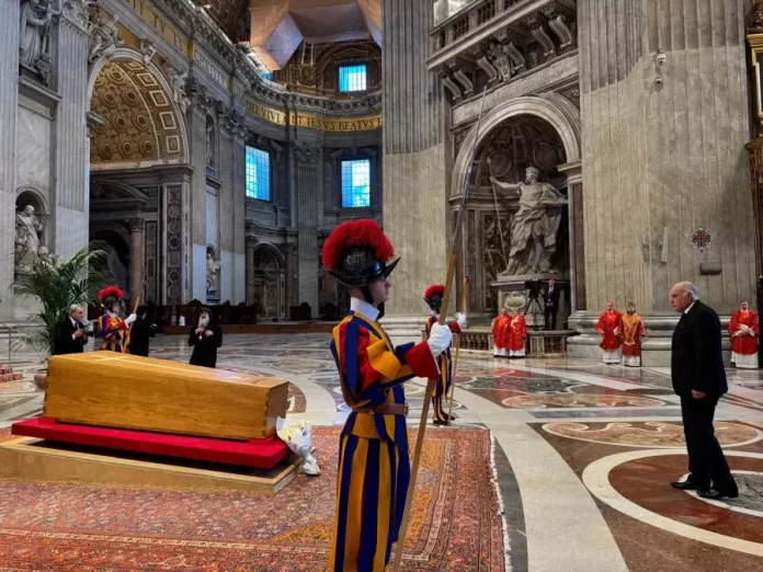 Attaf-Funérailles-Pape-François